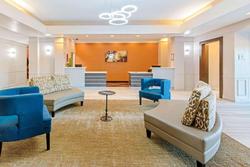 La Quinta Inn Suites By Wyndham Winnie