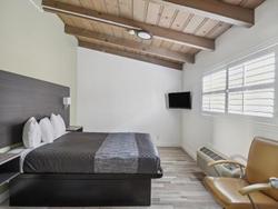 Discovery Inn Monterey