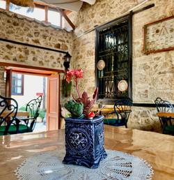 Cedrus Hotel