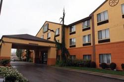 Evergreen Inn and Suites