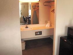 Trade Winds Central Inn