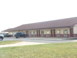 Huggy Bear Motel Warren