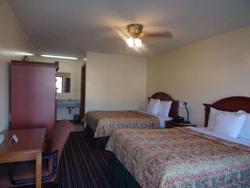 Huggy Bear Motel Warren