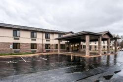 Econo Lodge Inn Suites Oconto
