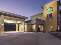 La Quinta Inn & Suites Knoxville Papermill