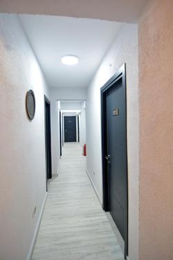 Ados Hotel