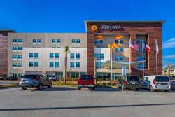 La Quinta Inn & Suites by Wyndham Galveston