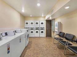 Woodspring Suites Cleveland Airport