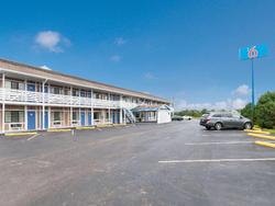 Motel 6 Parkerburg Wv