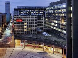 Residence Mercure Paris La Defense Grande Arche