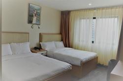Lic Plaza Hotel
