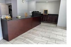 Super 8 by Wyndham Portsmouth - Norfolk