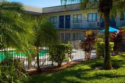 Motel 6 Lantana