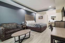 Regency Inn & Suites