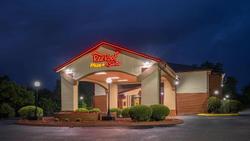 Red Roof PLUS+ & Suites Opelika