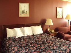 Red Carpet Inn And Fantasuite Hotel