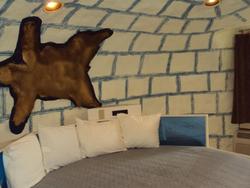 Red Carpet Inn And Fantasuite Hotel