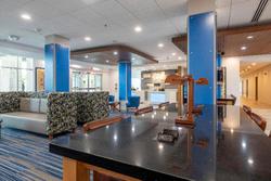 Holiday Inn Express And Suites Staunton