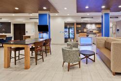 Holiday Inn Express & Suites Fayetteville, an IHG