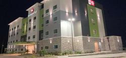 Best Western Plus Mid County