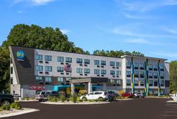 Tru by Hilton Saint Joseph