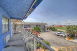 Motel 6 San Antonio, TX - Fort Sam Houston