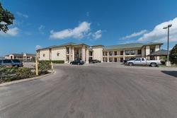 Lone Star Inn & Suites