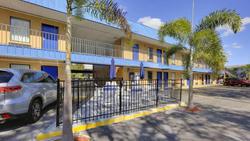 Magnuson Hotel Bradenton