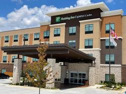 Holiday Inn Express & Suites Ft. Smith - Airport