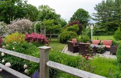 1802 House Bed And Breakfast
