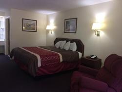 Luxury Inn And Suites