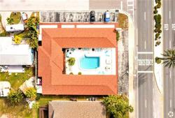 Sun Island Motel
