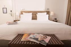 Hotel 96