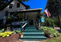 Follansbee Inn