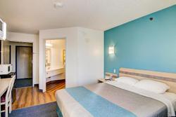 Econo Lodge Menomonie
