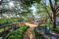 Hotel Drover, Autograph Collection