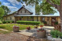Kuebler Waldrip Haus Bed And Breakfast