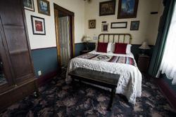 Red Garter Inn
