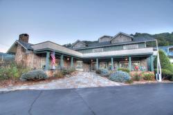 The Historic Gatlinburg Inn