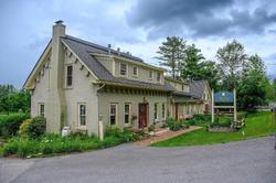 Brass Lantern Inn