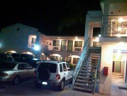 Crescent Inn