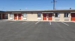 Motel 6 On Maple