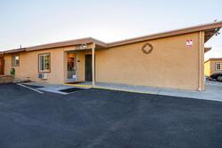 Motel 6 On Maple