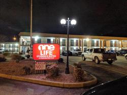 1 Life Studio And Suites