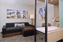 Springhill Suites By Marriott Springfield Southwes