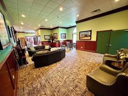 Mackinaw Beach & Bay Inn & Suites