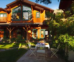 The Alpine House Lodge