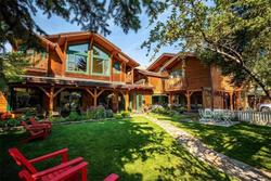 The Alpine House Lodge