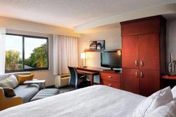 Courtyard By Marriott Jackson