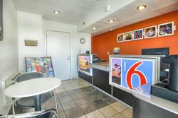 Motel 6 Fresno, CA - Blackstone North